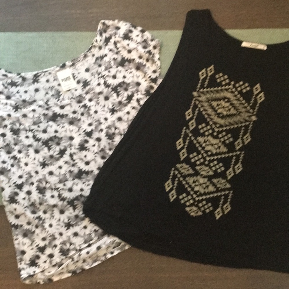 Victoria Secret/ Papaya Shirt Bundle